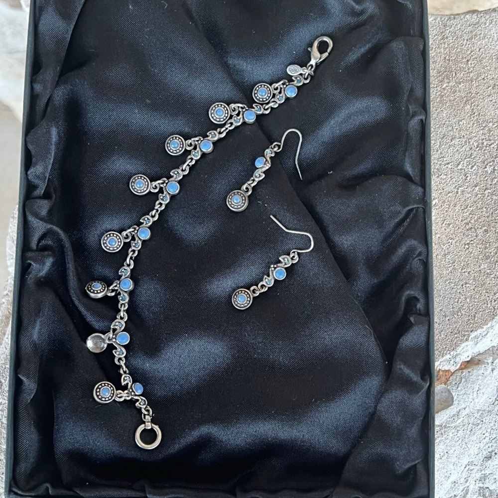 Premier Designs Bracelet and Earrings Silver-tone With Blue Accents